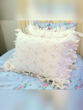 NWOT Simply Shabby Chic Rachel Ashwell Pillow Sham Set